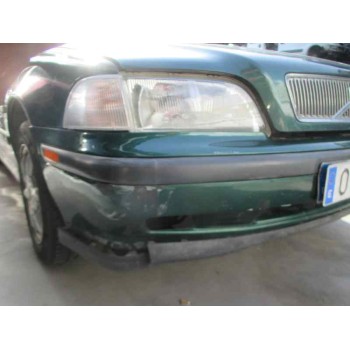 volvo s40 berlina del año 1998