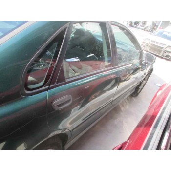 volvo s40 berlina del año 1998