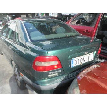volvo s40 berlina del año 1998