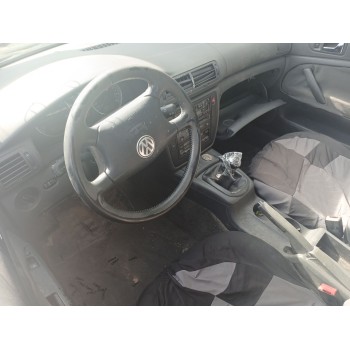 volkswagen passat b5.5 variant (3b6) del año 2005