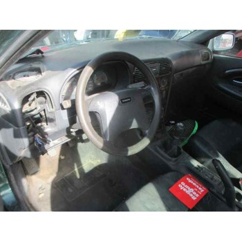 volvo s40 berlina del año 1998