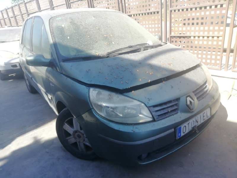 renault scenic ii del año 2004