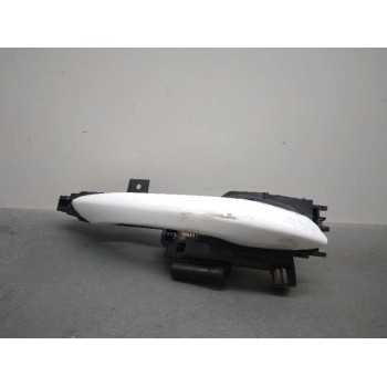 Recambio de maneta exterior delantera derecha para hyundai tucson 1.6 hybrid 4x4 referencia OEM IAM  CON SOPORTE 