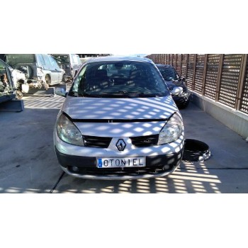 renault scenic ii del año 2005