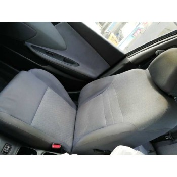 nissan primera berlina (p12) del año 2002