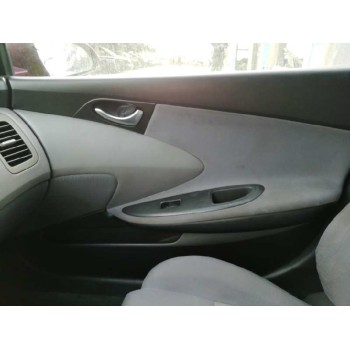 nissan primera berlina (p12) del año 2002