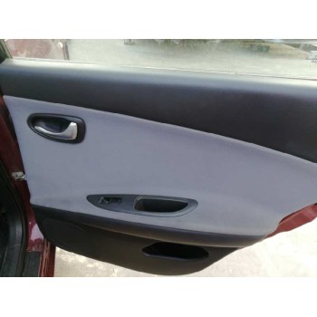 nissan primera berlina (p12) del año 2002