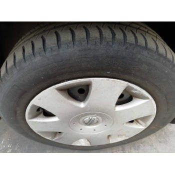 nissan primera berlina (p12) del año 2002