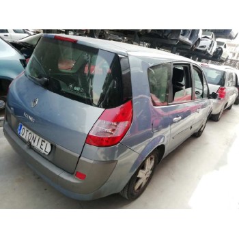 renault grand scenic del año 2004