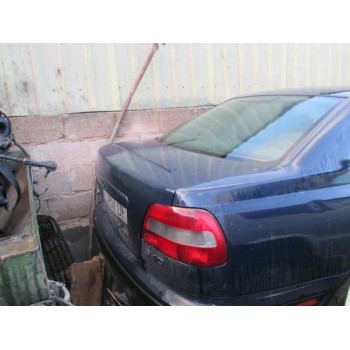 volvo s40 berlina del año 1997