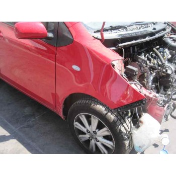 toyota yaris del año 2011