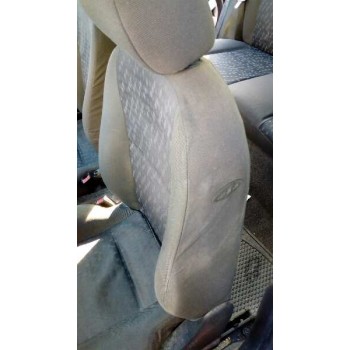 ford focus berlina (cak) del año 2000