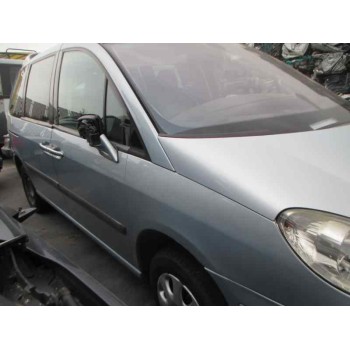 peugeot 807 del año 2004