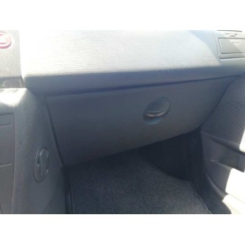 citroën c4 berlina del año 2004