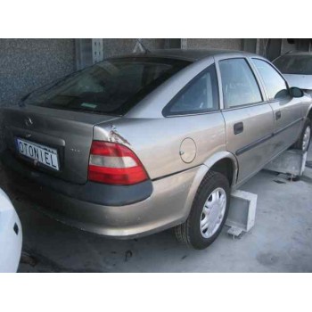 opel vectra b berlina del año 1997