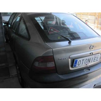 opel vectra b berlina del año 1997