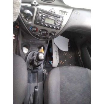 ford focus turnier (cak) del año 2004