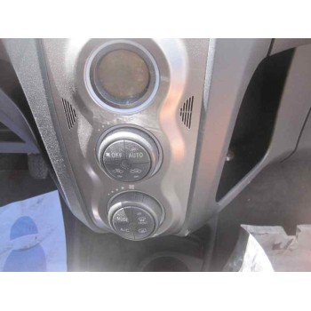 toyota yaris del año 2011