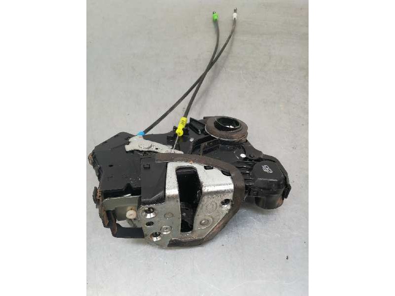 Recambio de cerradura puerta delantera derecha para toyota auris 1.4 turbodiesel cat referencia OEM IAM 6903005130 6903002220 4 