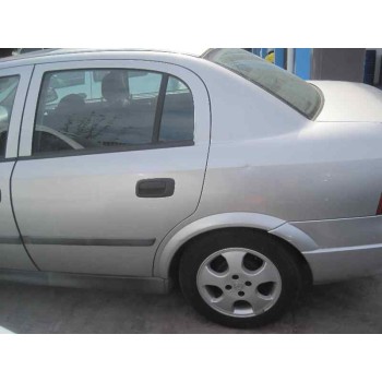 opel astra g berlina del año 2001