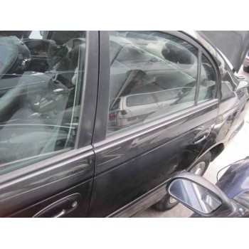 toyota avensis berlina (t 22) del año 2001