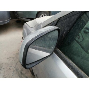 ford focus berlina (cap) del año 2006