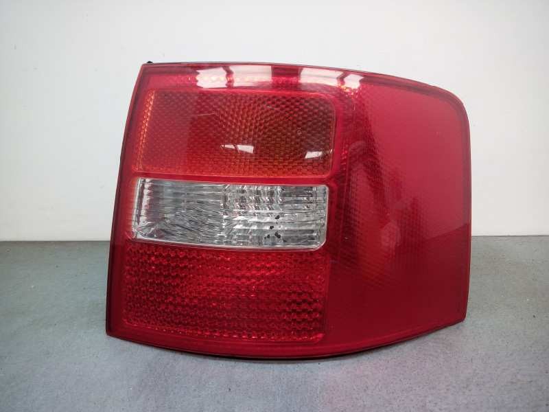 Recambio de piloto trasero derecho para audi allroad quattro (4b5) 2.5 tdi (132kw) referencia OEM IAM 084461908  