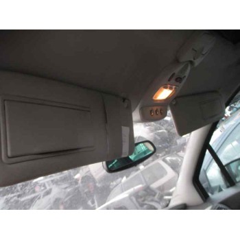 peugeot 807 del año 2004