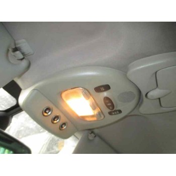 peugeot 807 del año 2004