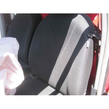 toyota yaris del año 2011