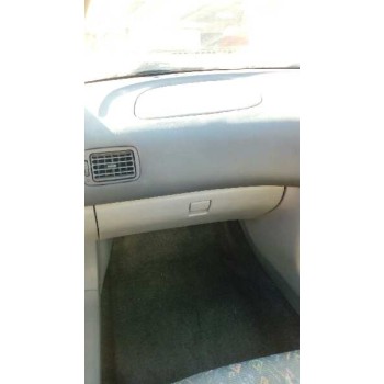 toyota corolla (e11) del año 1997