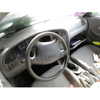 kia shuma del año 2000