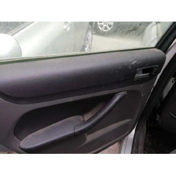 ford focus berlina (cap) del año 2006