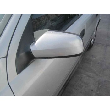 opel astra g berlina del año 2001