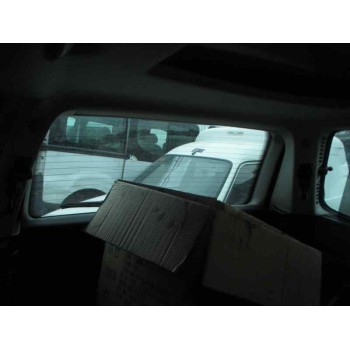 peugeot 807 del año 2004