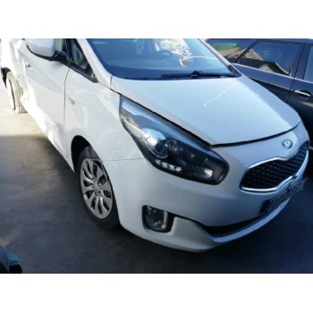 kia carens ( ) del año 2015