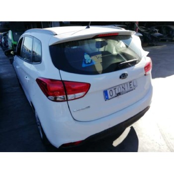 kia carens ( ) del año 2015