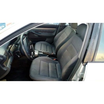 audi a4 berlina (b5) del año 2000