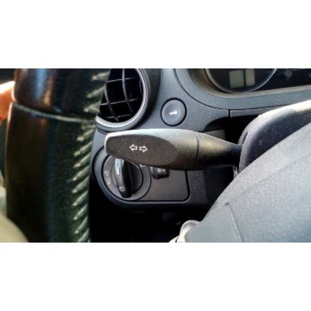 ford fiesta (cbk) del año 2004