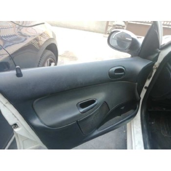 peugeot 206 berlina del año 2006