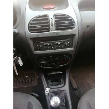 peugeot 206 berlina del año 2006