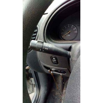 ford fiesta berlina (dx) del año 2000