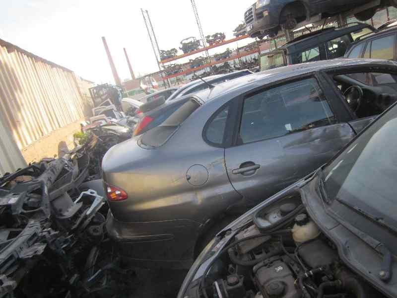 seat cordoba berlina (6l2) del año 2003