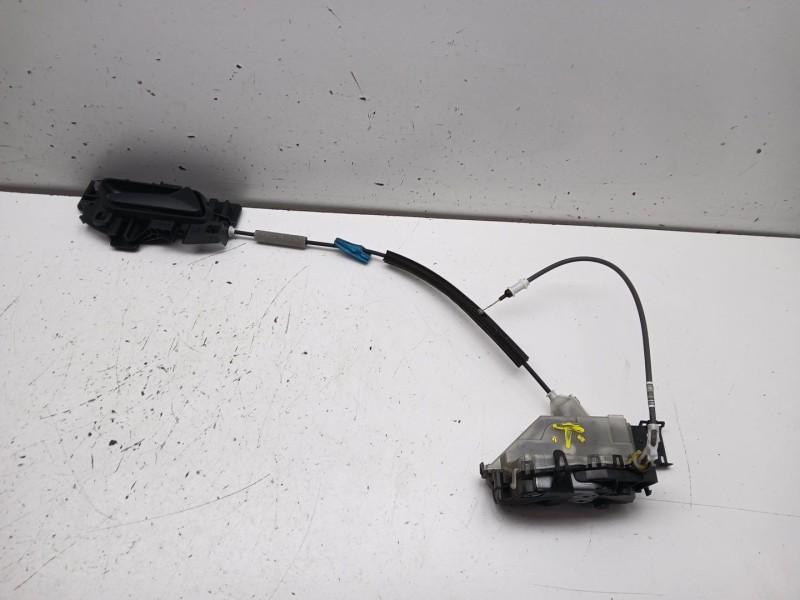 Recambio de cerradura puerta delantera derecha para opel combo e tour / life (k9) 1.5 referencia OEM IAM 9816343380 PSA163433 