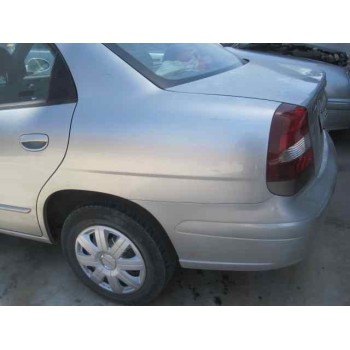 daewoo nubira berlina del año 2000
