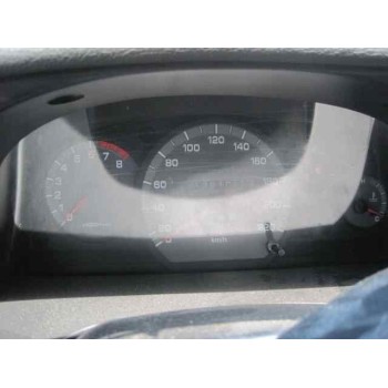 daewoo nubira berlina del año 2000