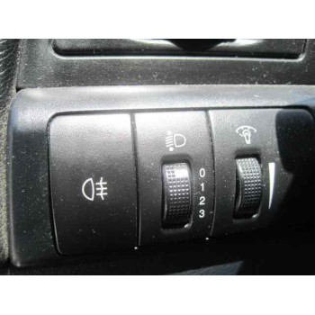 daewoo nubira berlina del año 2000