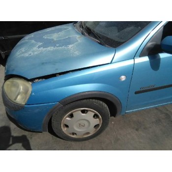 opel corsa c del año 2001
