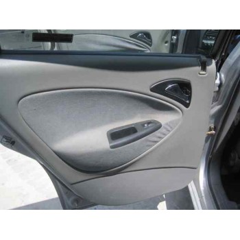 daewoo nubira berlina del año 2000