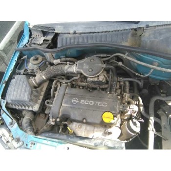 opel corsa c del año 2001
